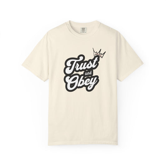 Unisex Vintage-Inspired Graphic T-Shirt - Trust and Obey, Casual Wear, Street Style, Gift for Him/Her, Unique Graphic Tee
