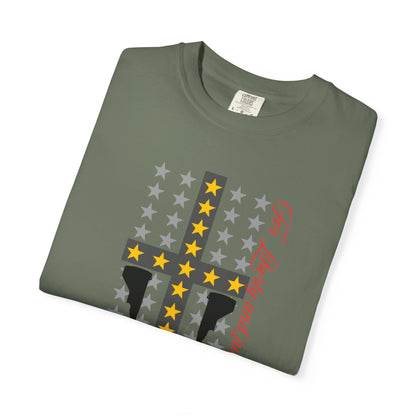 Cross & Guns Graphic Tee, Unisex Fashion Shirt, Casual Wear, Gift for Veterans, Independence Day Apparel, Statement T-shirt