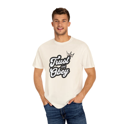 Unisex Vintage-Inspired Graphic T-Shirt - Trust and Obey, Casual Wear, Street Style, Gift for Him/Her, Unique Graphic Tee