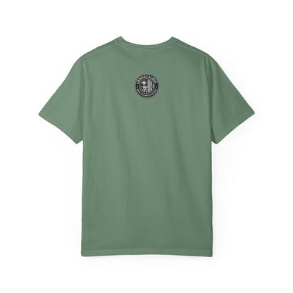 Cross & Guns Graphic Tee, Unisex Fashion Shirt, Casual Wear, Gift for Veterans, Independence Day Apparel, Statement T-shirt