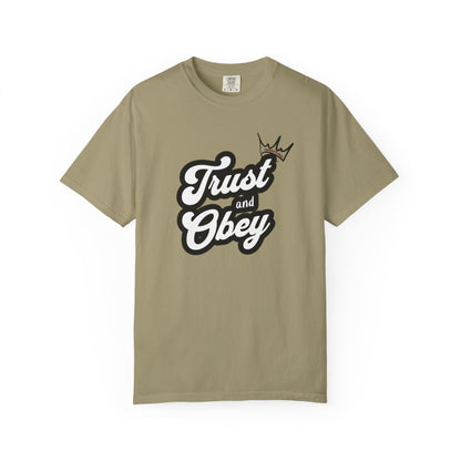 Unisex Vintage-Inspired Graphic T-Shirt - Trust and Obey, Casual Wear, Street Style, Gift for Him/Her, Unique Graphic Tee