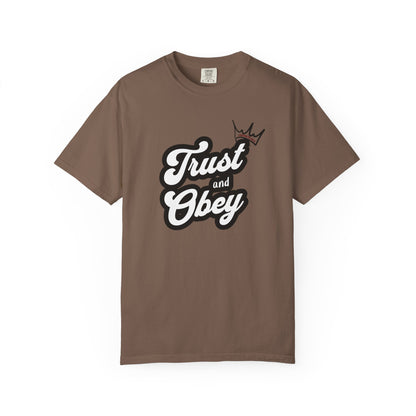 Unisex Vintage-Inspired Graphic T-Shirt - Trust and Obey, Casual Wear, Street Style, Gift for Him/Her, Unique Graphic Tee